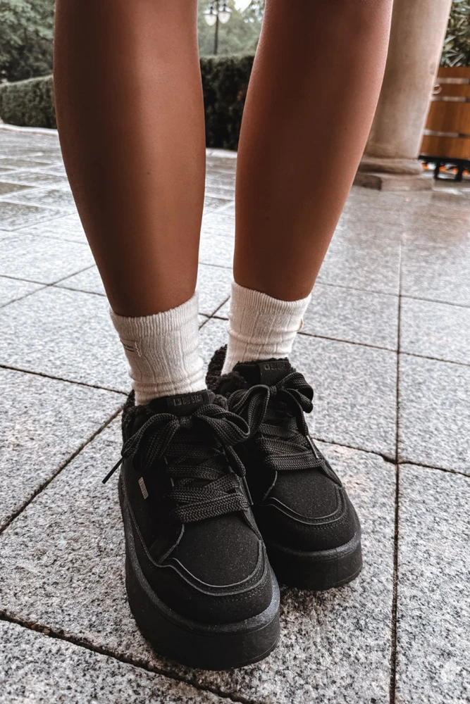 Juodi moteriški aulinukai Step in style