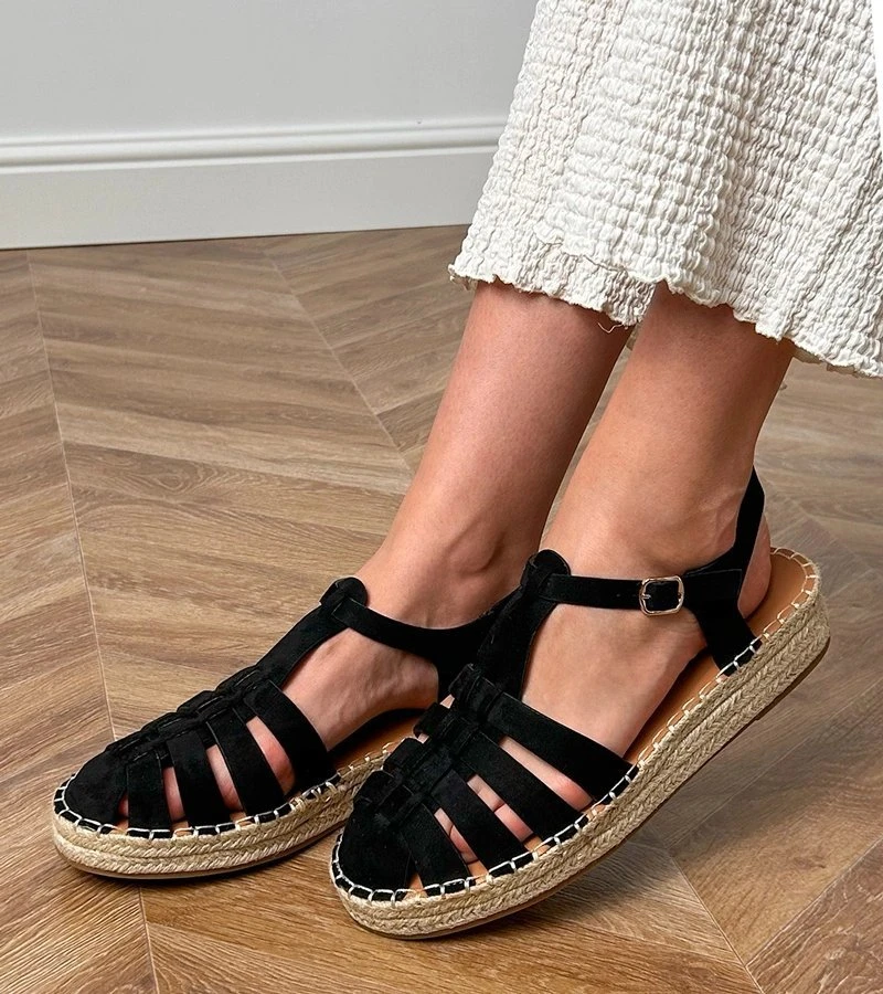 Juodi moteriški espadrilės tipo sandalai iš eko zomšos