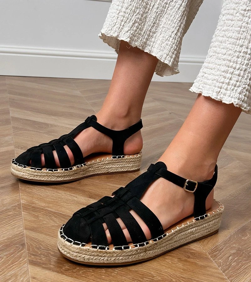 Juodi moteriški espadrilės tipo sandalai iš eko zomšos