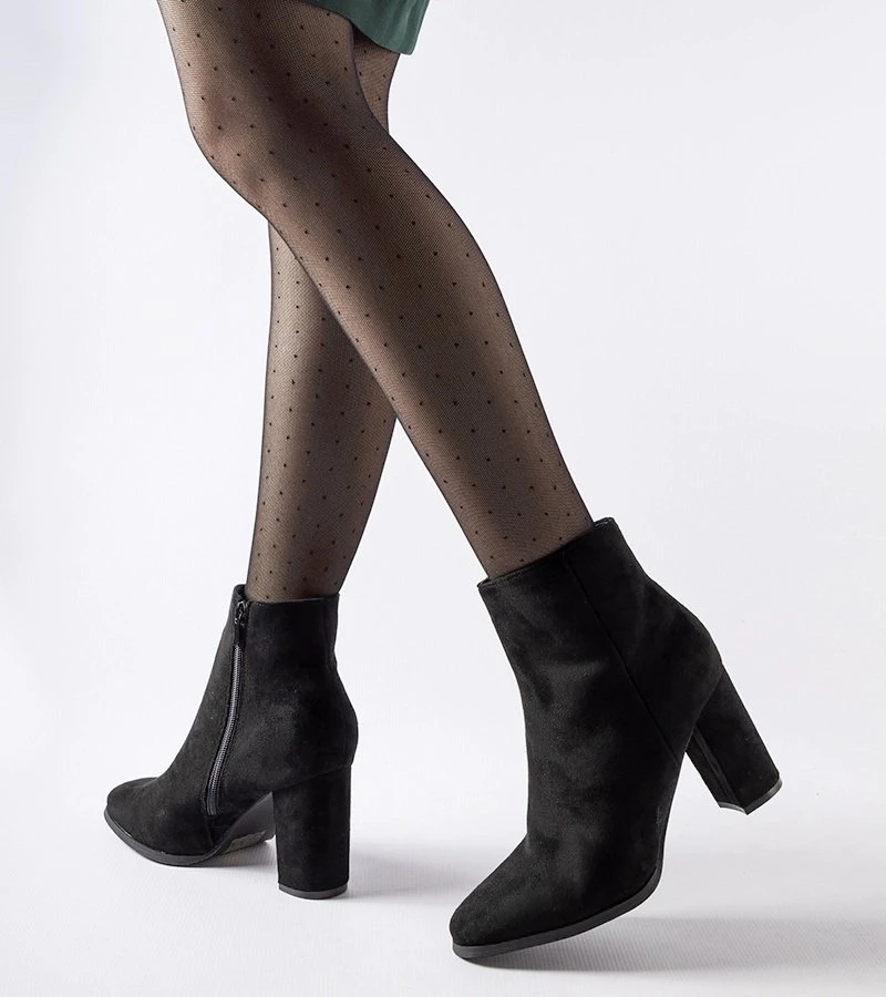 Juodi stiletto batai