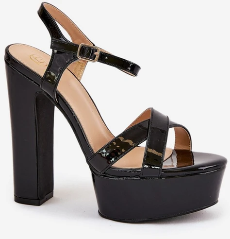 Juodos aukštakulnės basutės Step in style