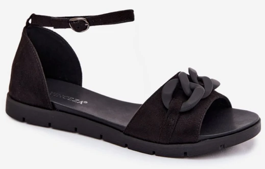 Juodos basutės su dekoratyvine grandinėle Step in style