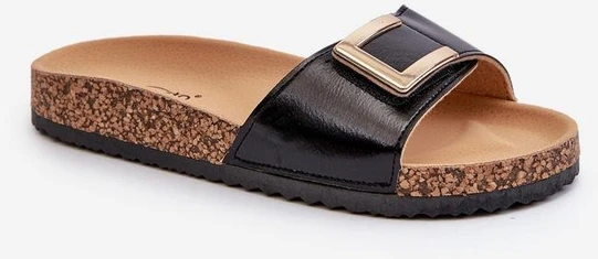 Juodos basutės su platforma ir sagtimi Step in style