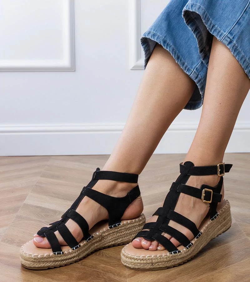 Juodos espadrilės basutės su žema platforma moterims