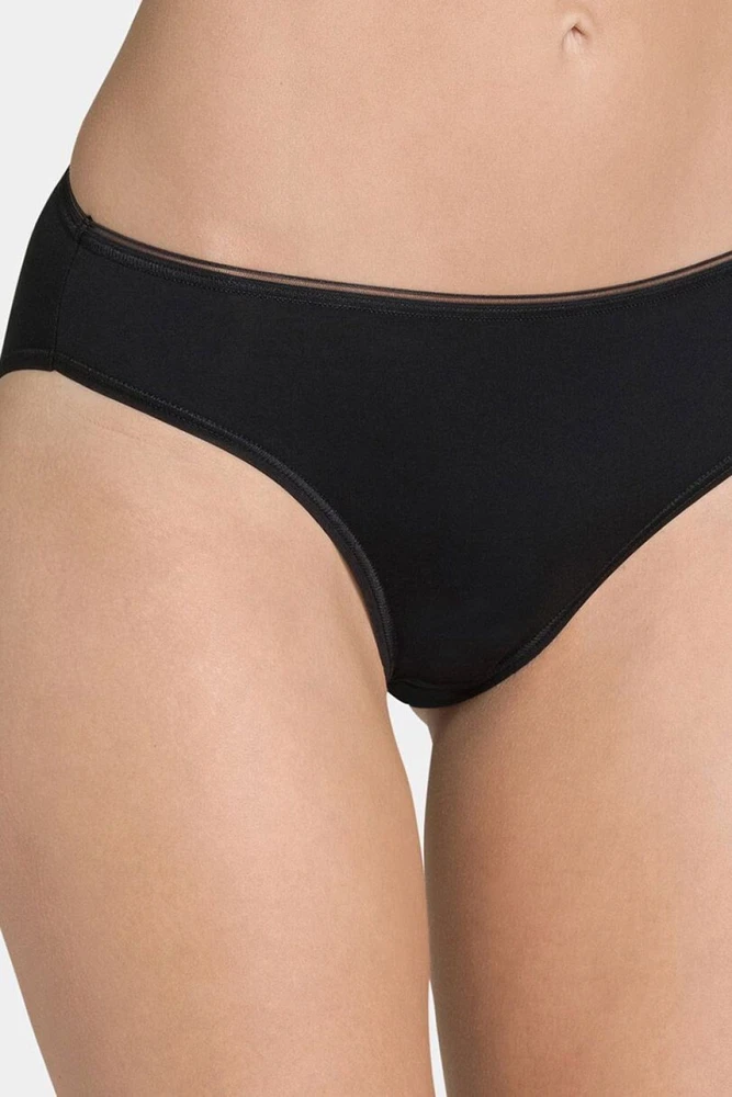 Juodos kelnaitės Sloggi Feel Sensational Tai