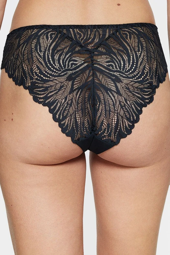 Juodos kelnaitės su nėrinių detalėmis Triumph