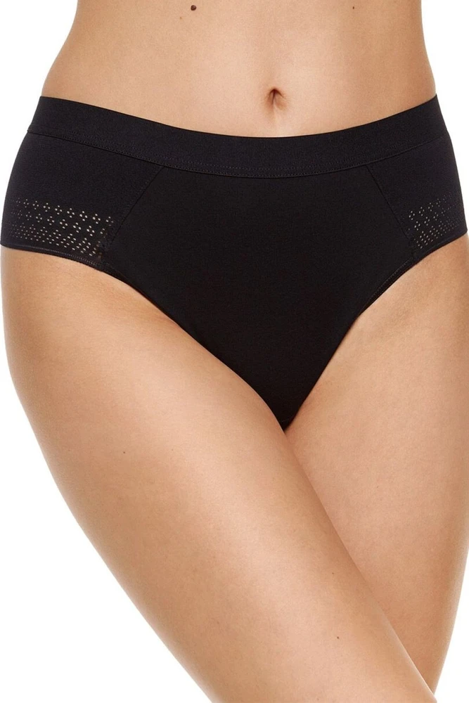 Juodos stringai Gorteks