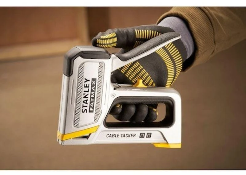 Mechaninis apkabėlių/vinių plaktukas Stanley FMHT70100-0