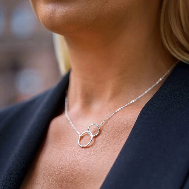 Sidabrinis kaklo papuošalas Rings