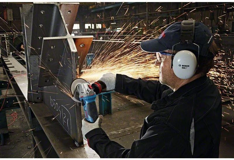 Bosch Kampinis šlifuoklis GWS 19-125 CIE