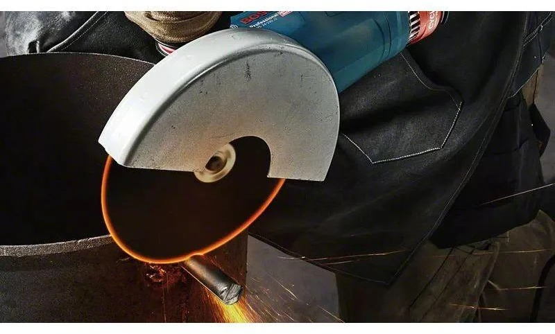 Bosch GWS 24-230 JZ CYCLON Dėžutė
