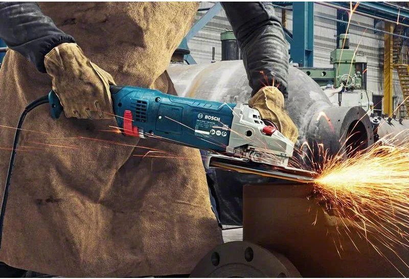 Bosch GWS 24-230 JZ CYCLON Dėžutė