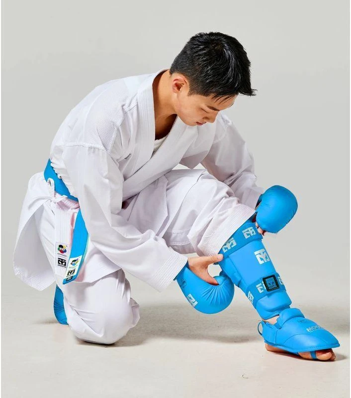 Karate WKF Mėlyni blauzdų ir pėdų apsaugai | MOOTO