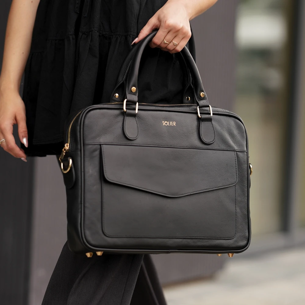 Gold Genuine leather woman s laptop bag FL25 juodas with snake pattern