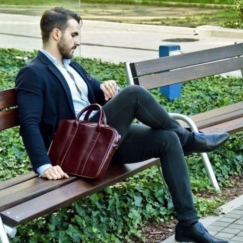 Kelioninis Kaštoninės spalvos odinė nešiojamojo kompiuterio rankinė EDYNBURG