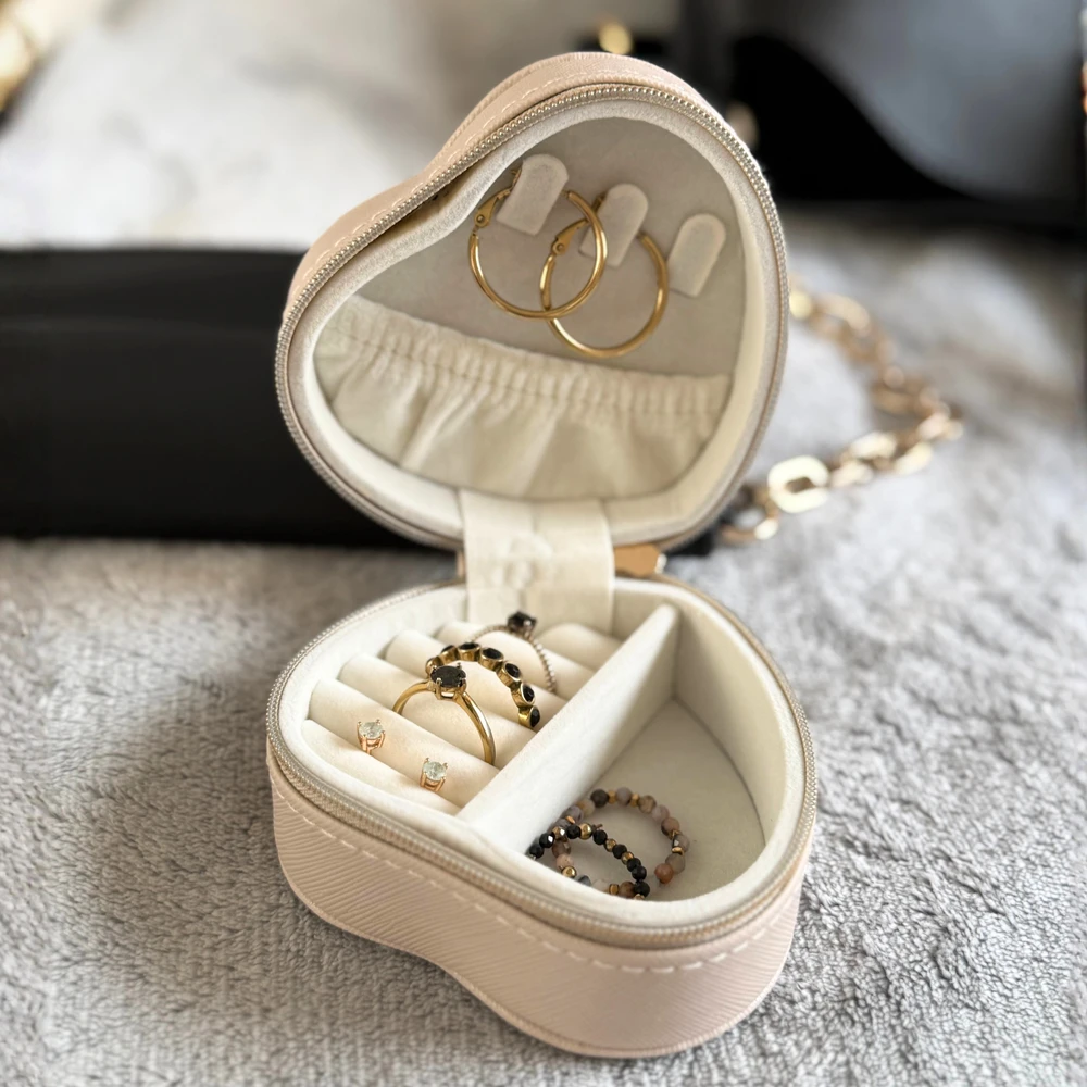 Papuošalų dėžutė Solier 2355 – juoda