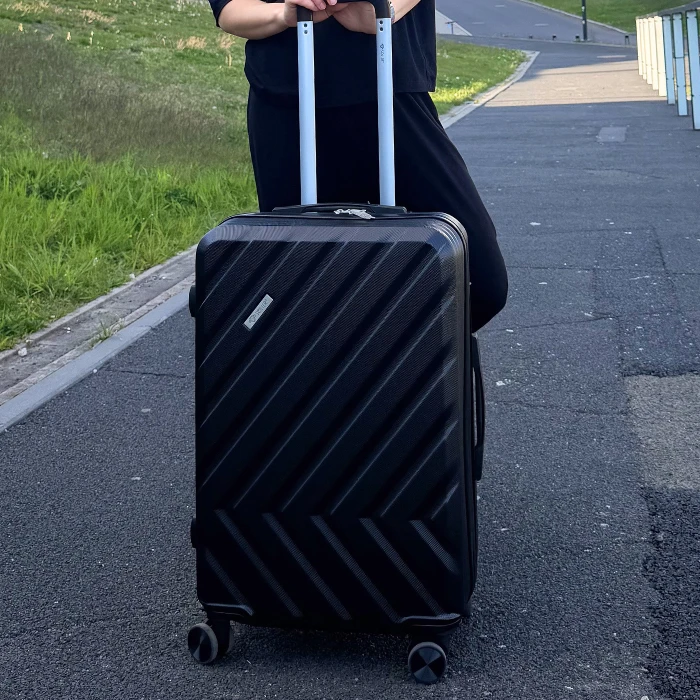 Solier Luggage Kelioninis lagaminas vidutinis M 24 kietas ABS - Solier KYOTO 1071 - Juodas
