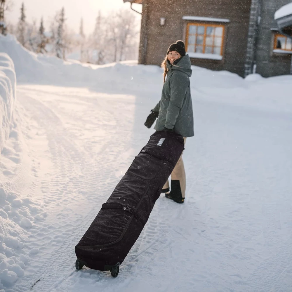 Kelioninis Slidžių krepšys su ratukais Thule Roundtrip 175 cm, juodas