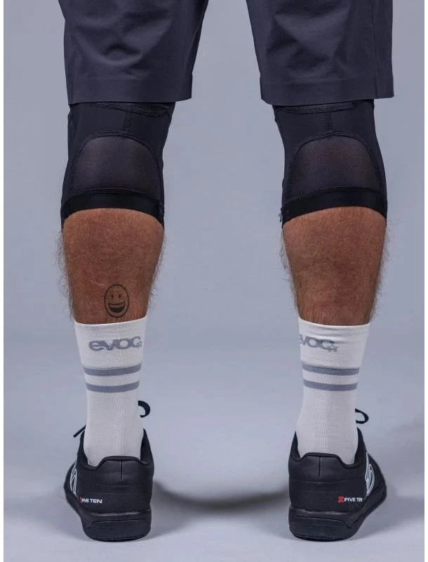Kelių apsaugos EVOC Knee Protector LS Flex Lite, juodos