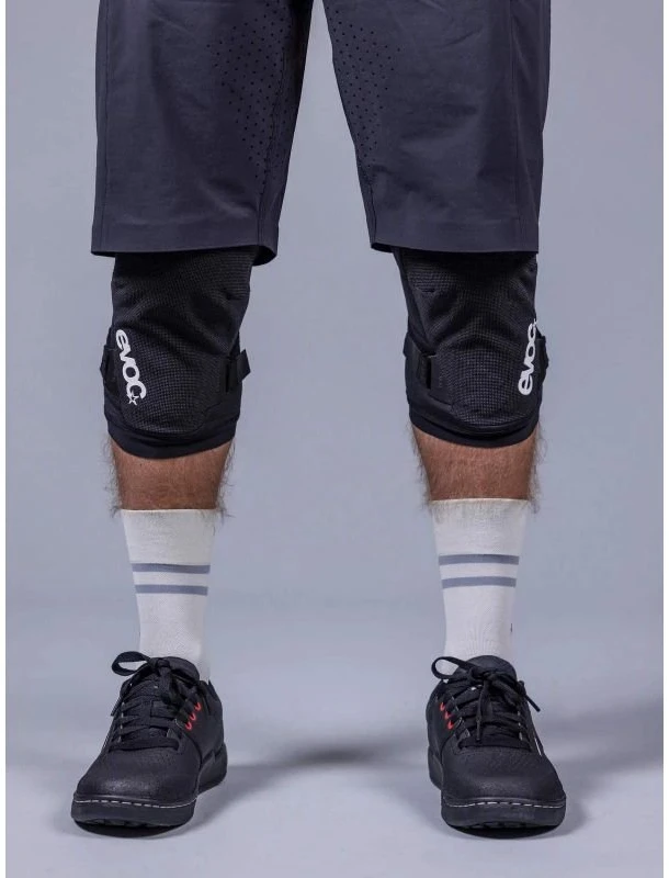 Kelių apsaugos EVOC Knee Protector LS Flex Enduro, juodos