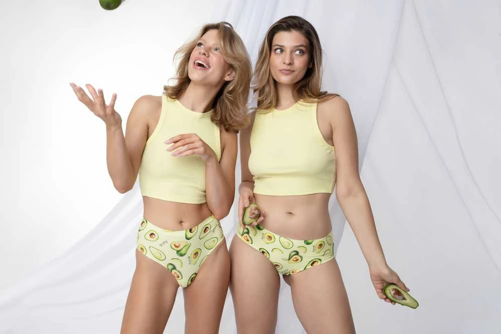 Kelnaitės moterims Avocado spalvos, aukštu liemeniu