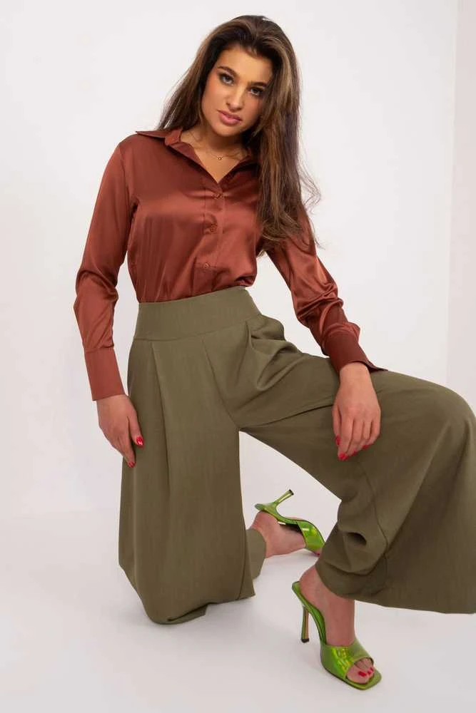 Kelnės khaki