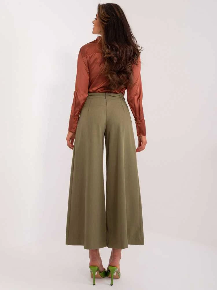 Kelnės khaki