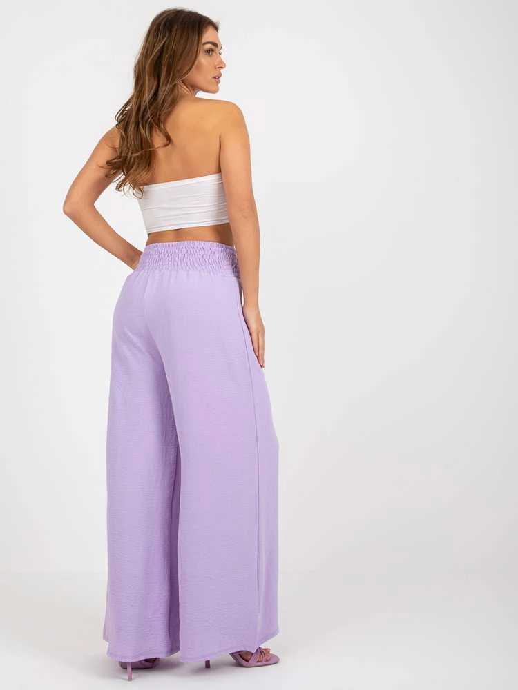 Kelnės šviesiai violetinės