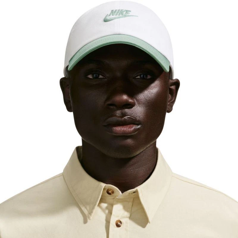 Kepuraitė Nike Club, balta ir mėtų spalvos, FB5368 105