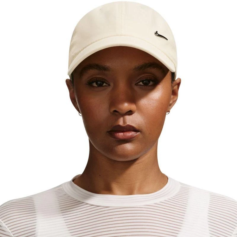 Kepurė Nike Dri-FIT Club, kreminė, FB5372 115