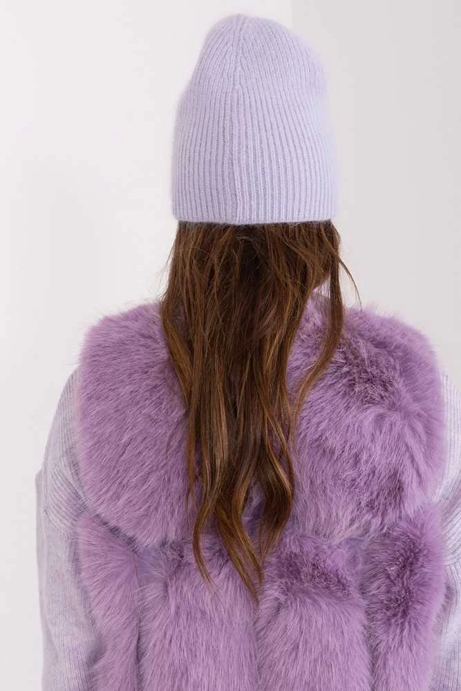 Kepurė šviesiai violetinės spalvos