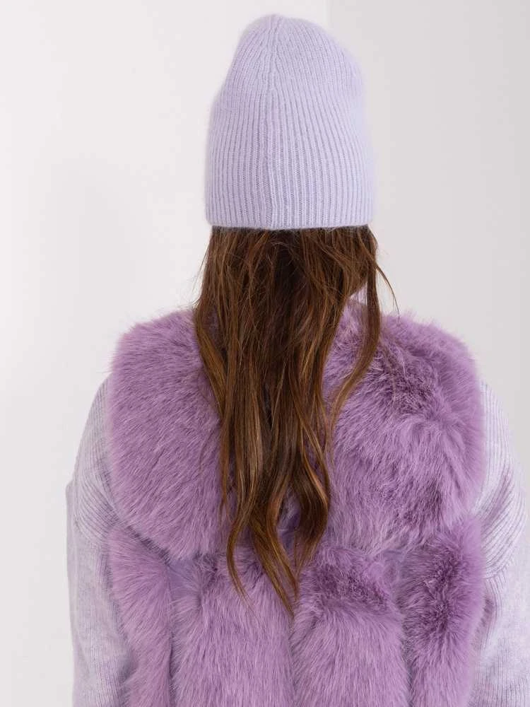 Kepurė šviesiai violetinės spalvos