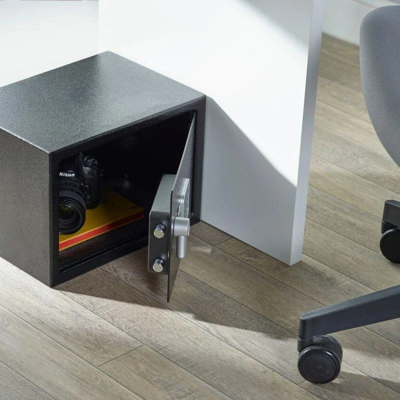 Seifas - Yale YSV/250/DB2 16.3L Plieninis Juodas