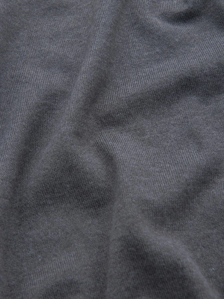 Klasikinis BASIC vyriškas viskozės megztinis su apvalia iškirpte pilkos melsvos spalvos V1 OM 0106