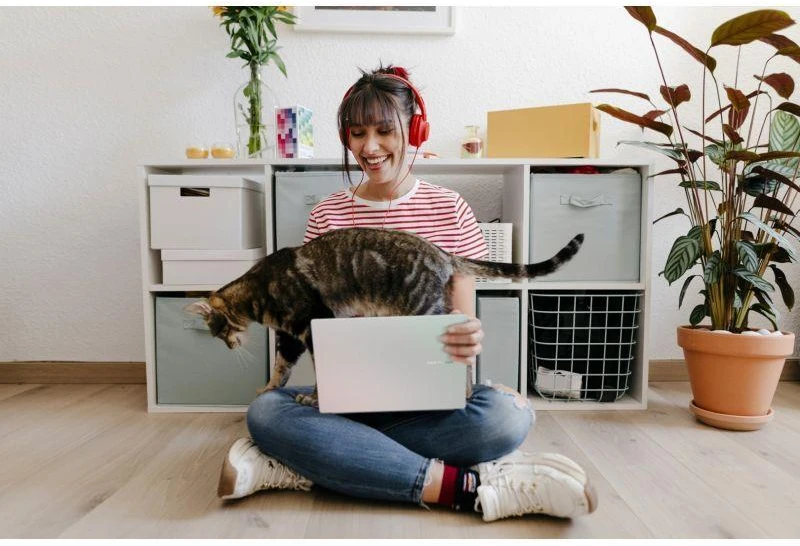 Nešiojamas kompiuteris ASUS Vivobook 14-M1407GA-LY012W Ryzen AI 7-445 14.0" WUXGA IPS lygio 60Hz 300nits AG 16GB DDR5 SSD512 Cam1080 42WHrs Win11 Vėsus Sidabrinis
