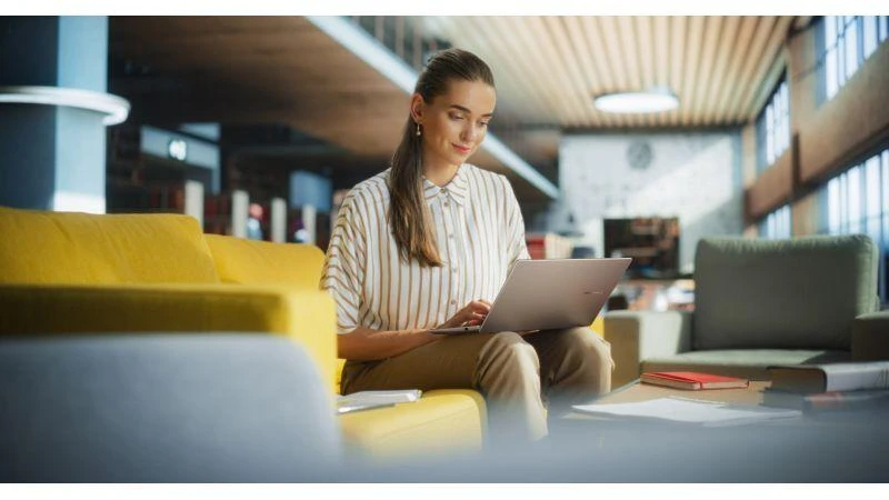 Nešiojamas kompiuteris ASUS Vivobook 14-M1407GA-LY012W Ryzen AI 7-445 14.0" WUXGA IPS lygio 60Hz 300nits AG 16GB DDR5 SSD512 Cam1080 42WHrs Win11 Vėsus Sidabrinis