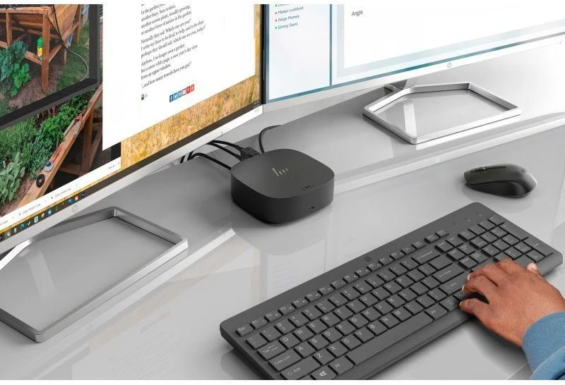 Klaviatūra Belaidė klaviatūros ir pelės komplektas HP 330, juoda, 2V9E6AA