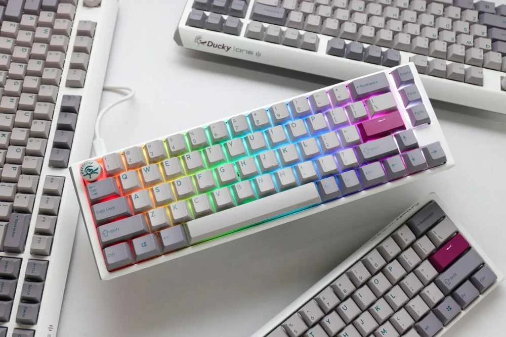 Klaviatūra Ducky One 3 Mist Pilkas MX-Raudona (US)
