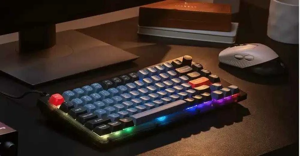 Klaviatūra Keychron V1 Max (Carbon Juodas)