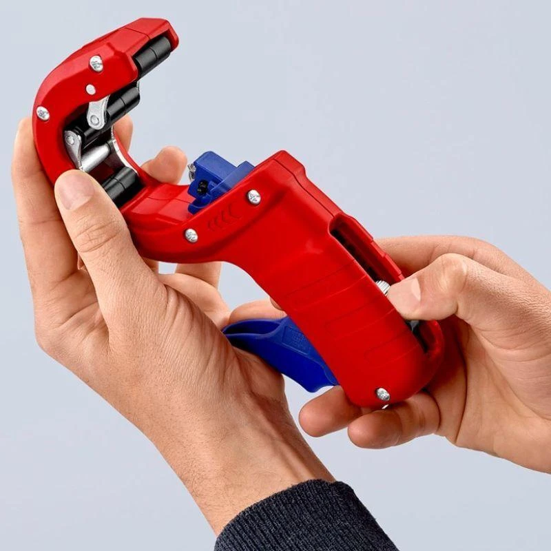 Vamzdžių pjaustyklė KNIPEX PVC DP50