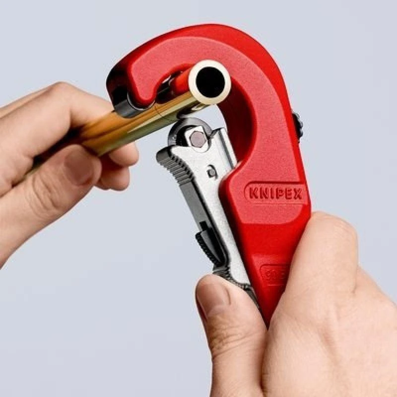 Vamzdžių pjaustyklė KNIPEX TubiX 6-35mm