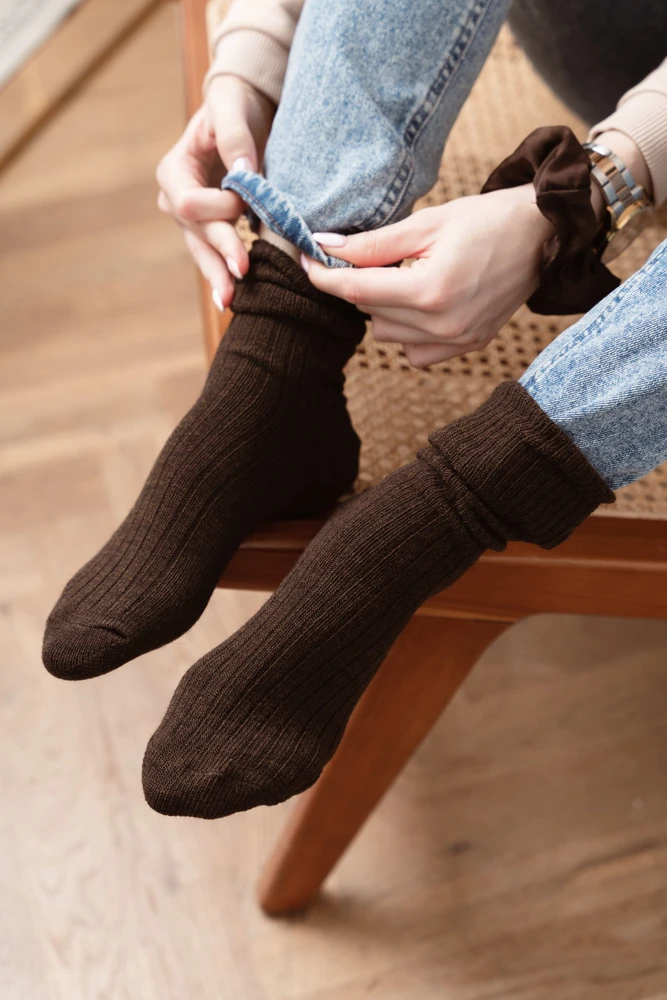 Kojinės 044-004 Brown