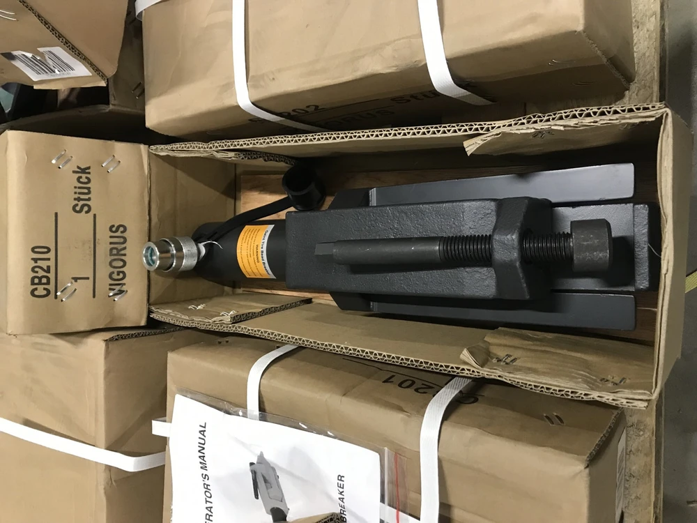 KOMBINUOTAS PADANGOS MONTAVIMO ĮRANKIS | HIDRAULINIS | 13 T (CB210)