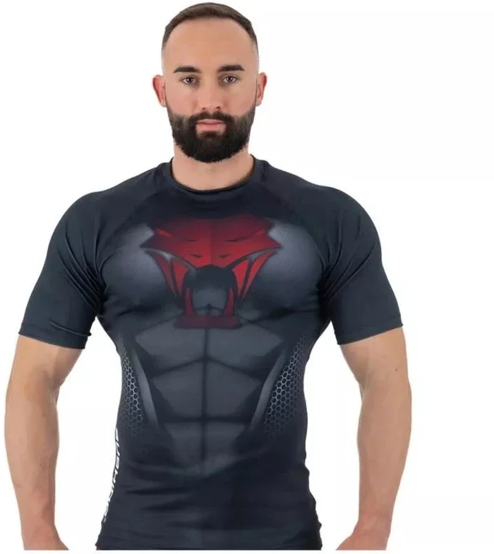 Kompresiniai marškiniai „Snake“ pagaminti iš DBX MORE DRY M medžiagos.