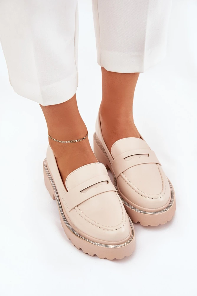 Kreminės mokasinai su masyviu padu Step in style