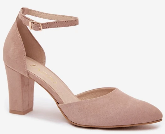 Kreminės spalvos aukštakulnės basutės su sagtimi Step in style