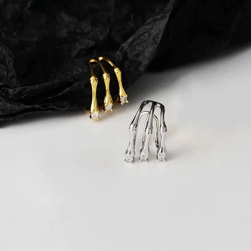Kremzlės auskaras Claws