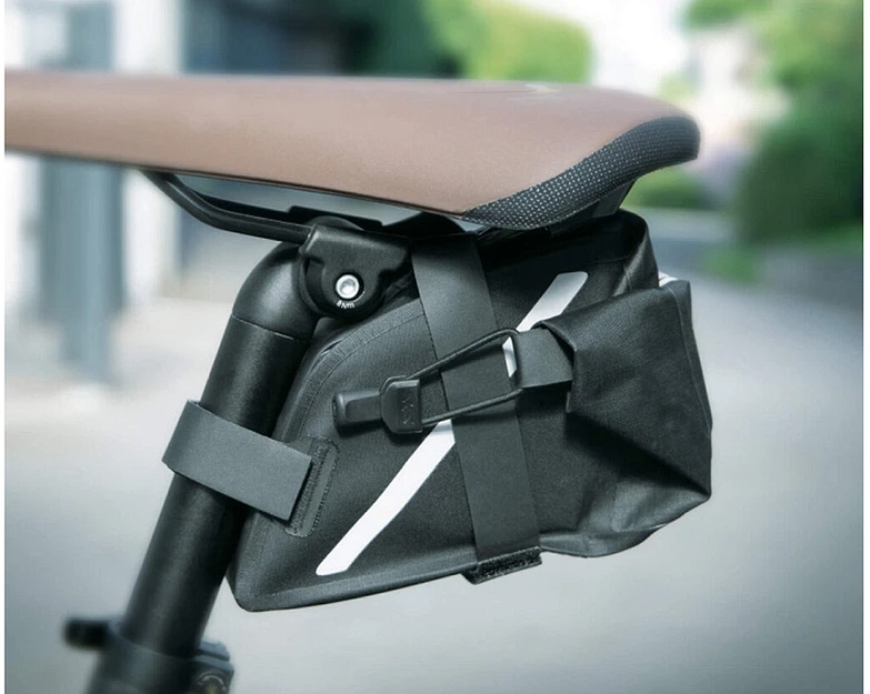 Dėtuvė po balneliu SKS Trail L 2L 330x70x110mm