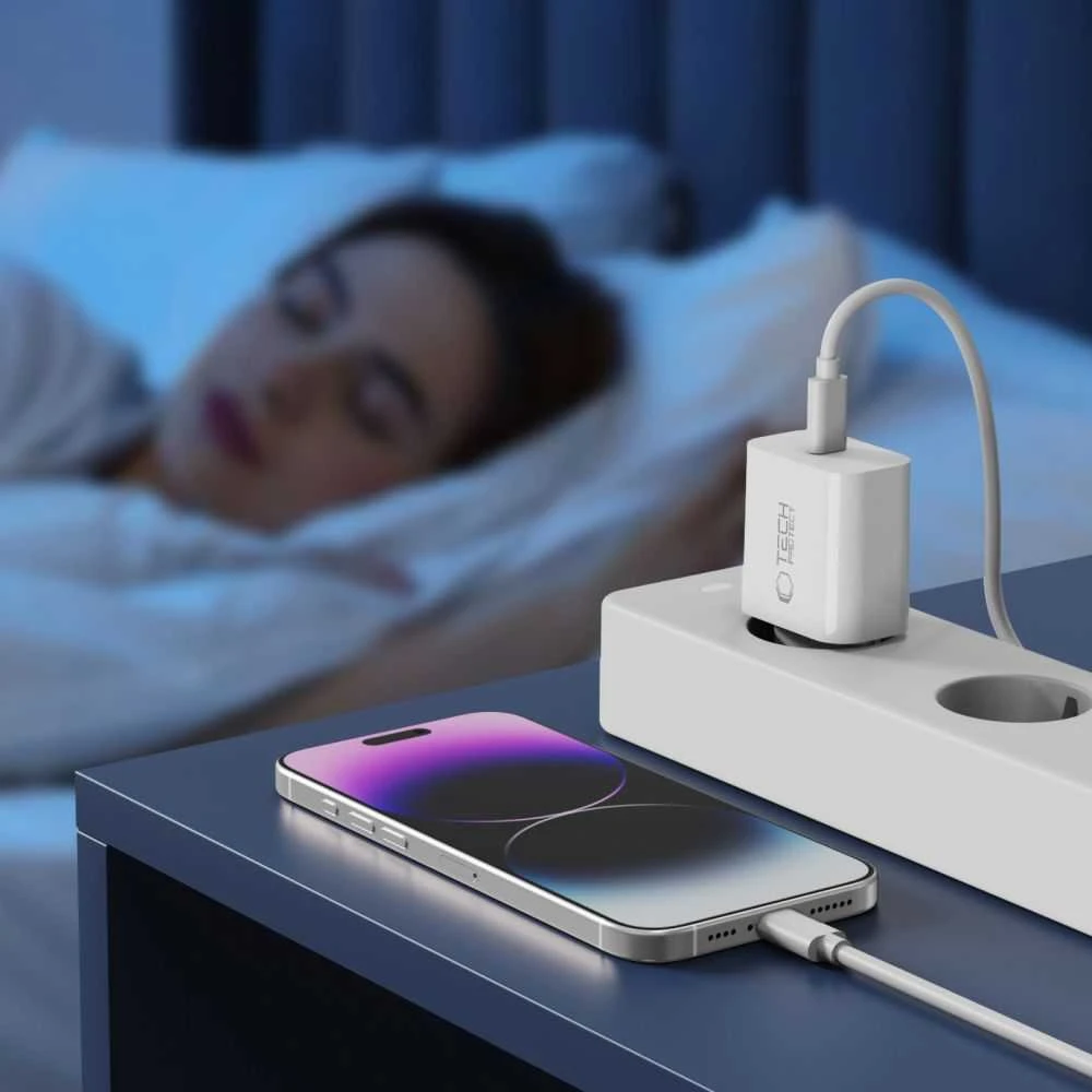 Baseus „Tech-Protect NC20W“ sieninis įkroviklis su 100 cm USB-C / „Lightning“ laidu - Baltas