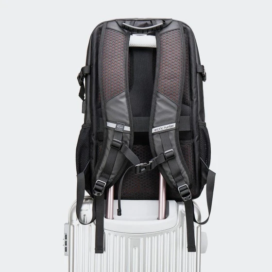 Kuprinė nešiojamam kopiuteriui, kelionėms Arctic Hunter B00387 - Juoda 15,6 "
